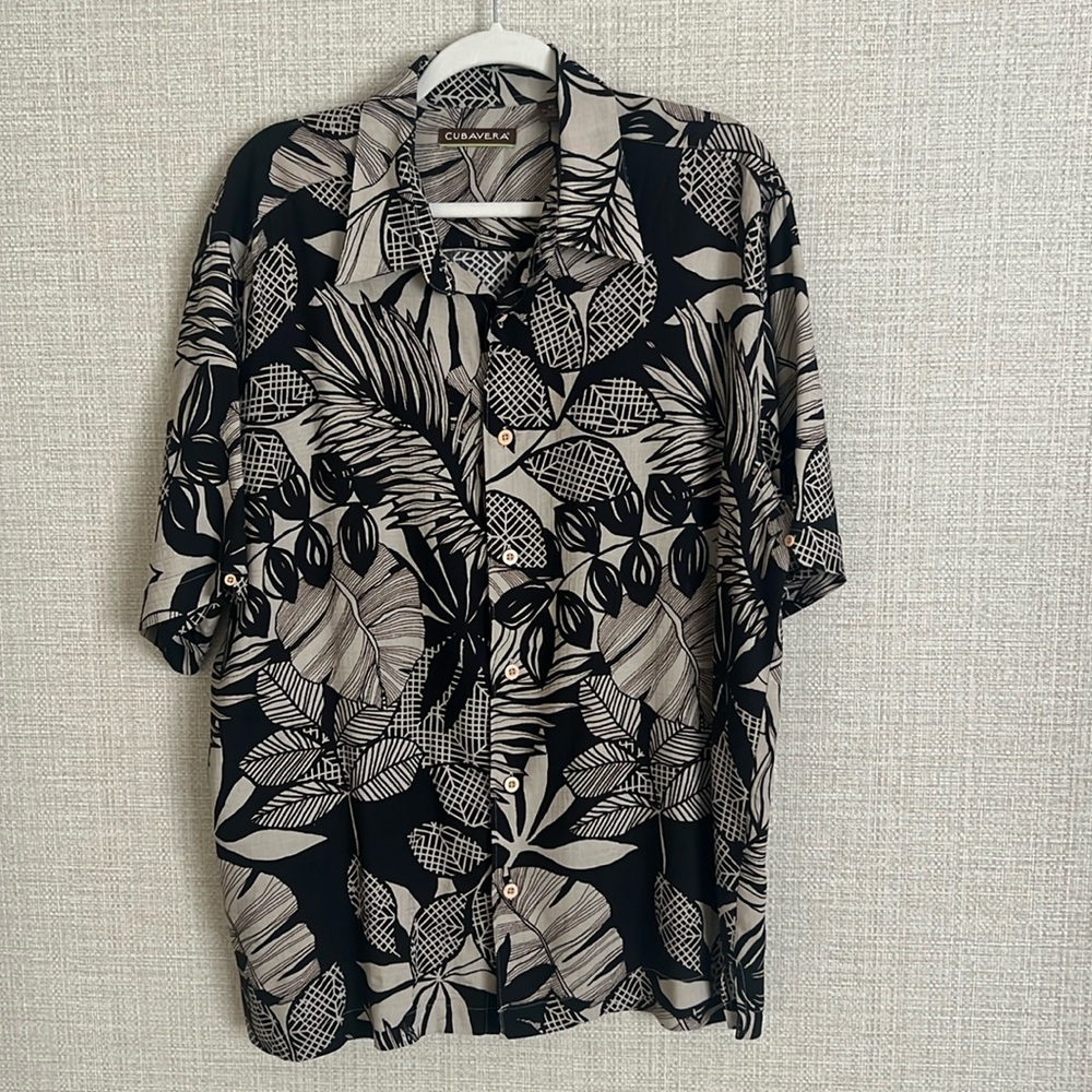 Cubavera Men’s Hawaiian Black & Tan Floral Button Up Short Sleeve Shirt Sz XL